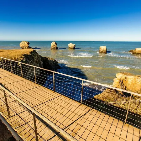 בית נופש Maison De 500 M De La